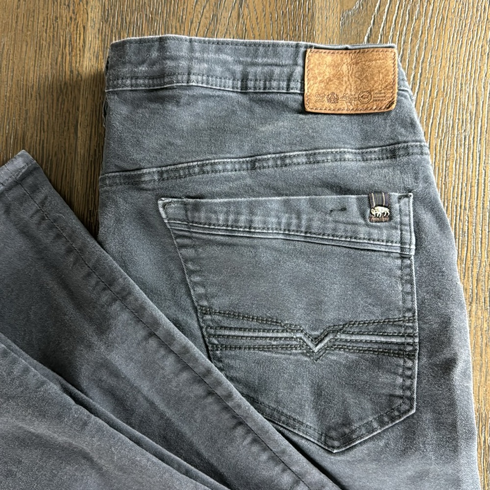BUFFALO (DAVID BITTON)™️ Men's Size 40x30 Straight Black Washed Denim Jeans